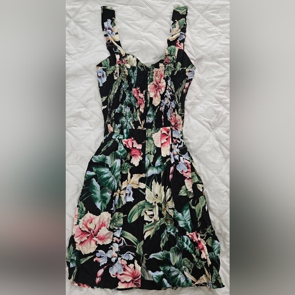 🌟Unique Vintage Paradise Found Floral Print Sleeveless Dress🌟 - Picture 5 of 7